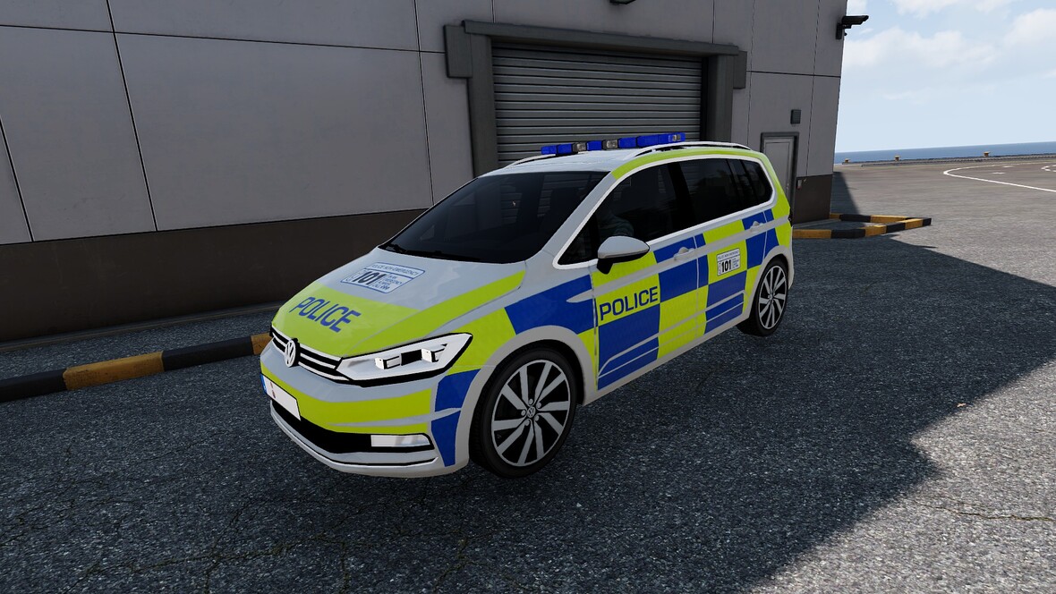 2019 Volkswagen Touran british Police