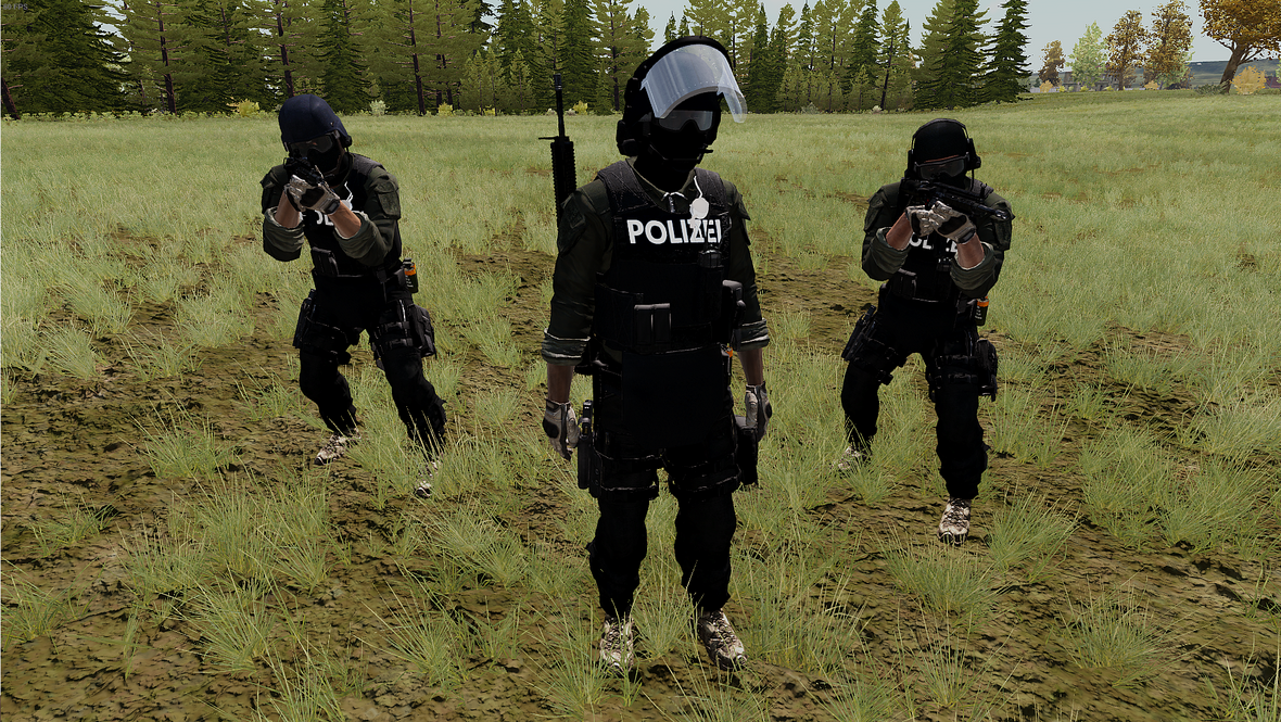 Unsere Rettungsfahrzeuge und SEK Uniform <3